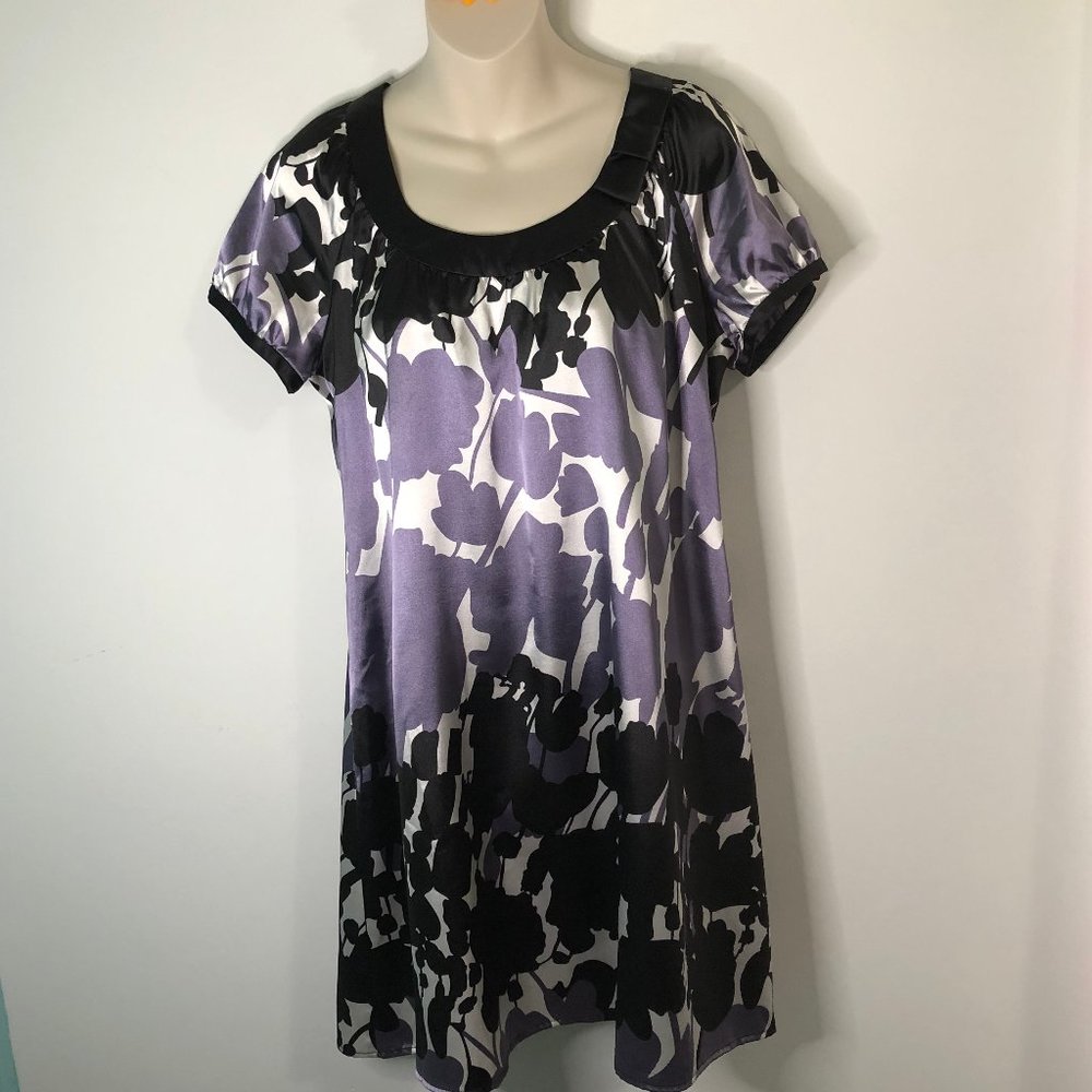 ***SOLD*** BCBG MaxAzria Purple Black Dress Med Shift Floral